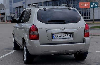 Позашляховик / Кросовер Hyundai Tucson 2007 в 