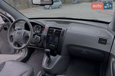 Позашляховик / Кросовер Hyundai Tucson 2007 в 
