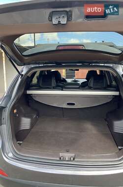 Внедорожник / Кроссовер Hyundai Tucson 2011 в 