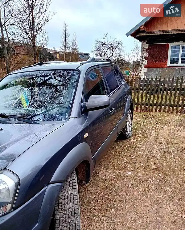 Внедорожник / Кроссовер Hyundai Tucson 2009 в 