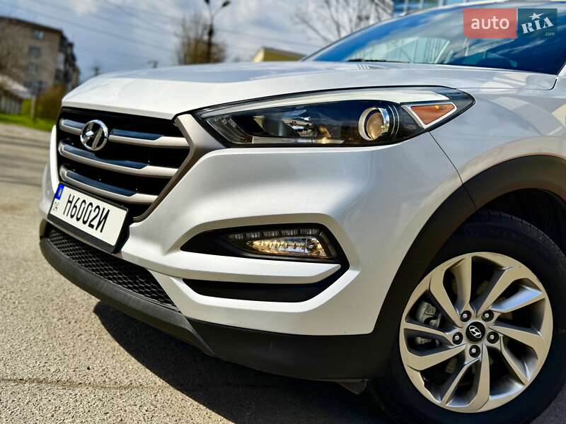 Позашляховик / Кросовер Hyundai Tucson 2016 в Дніпрі