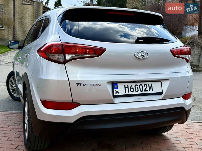 Позашляховик / Кросовер Hyundai Tucson 2016 в Дніпрі