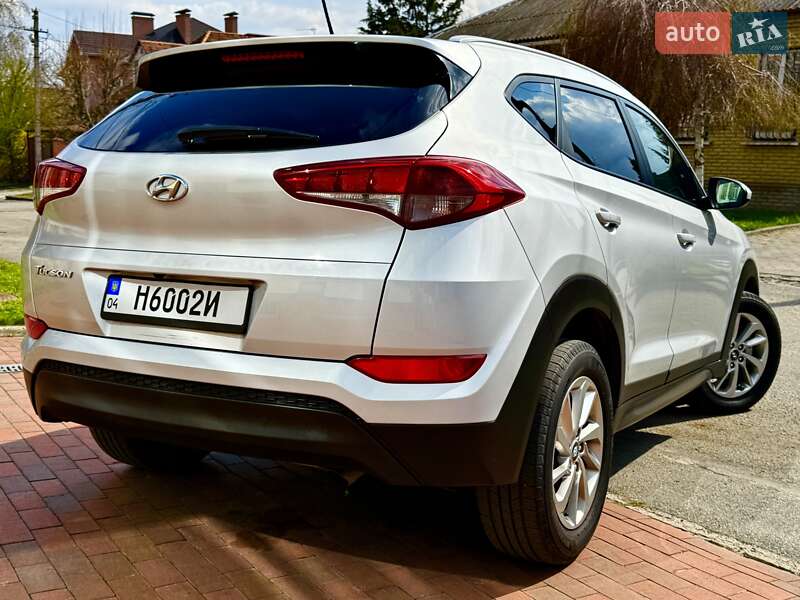 Позашляховик / Кросовер Hyundai Tucson 2016 в Дніпрі