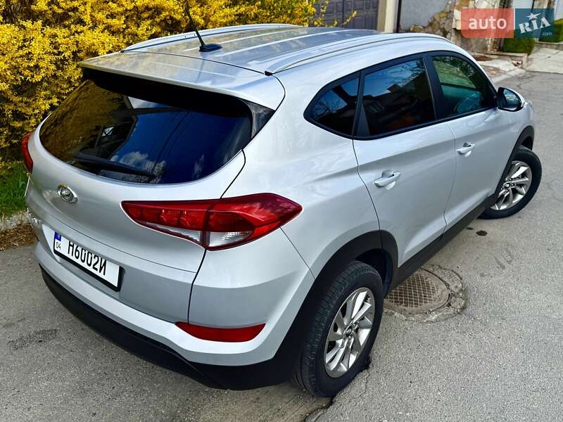 Позашляховик / Кросовер Hyundai Tucson 2016 в Дніпрі
