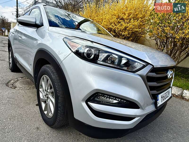 Позашляховик / Кросовер Hyundai Tucson 2016 в Дніпрі