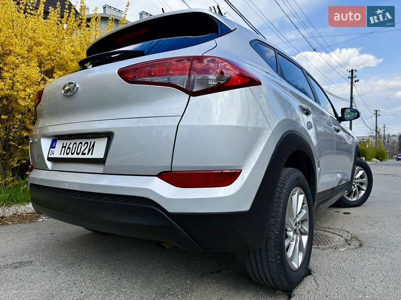 Позашляховик / Кросовер Hyundai Tucson 2016 в Дніпрі