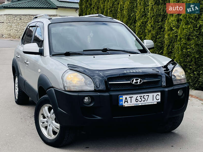 Позашляховик / Кросовер Hyundai Tucson 2006 в 