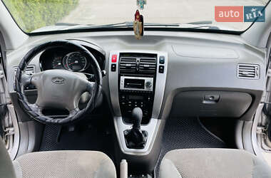 Позашляховик / Кросовер Hyundai Tucson 2006 в 