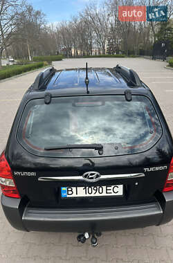 Внедорожник / Кроссовер Hyundai Tucson 2005 в 