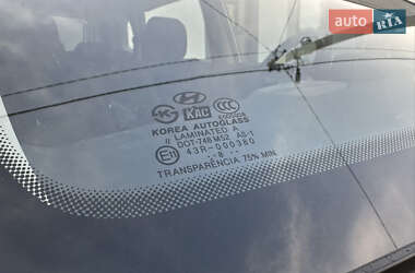 Внедорожник / Кроссовер Hyundai Tucson 2009 в 