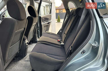 Внедорожник / Кроссовер Hyundai Tucson 2009 в 