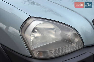 Внедорожник / Кроссовер Hyundai Tucson 2006 в 