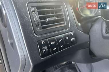 Внедорожник / Кроссовер Hyundai Tucson 2006 в 