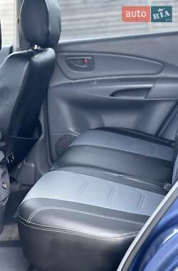 Внедорожник / Кроссовер Hyundai Tucson 2005 в 