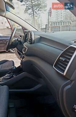 Позашляховик / Кросовер Hyundai Tucson 2020 в 
