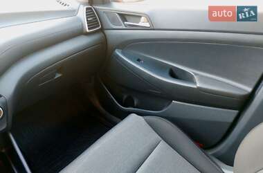 Позашляховик / Кросовер Hyundai Tucson 2020 в 