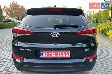 Позашляховик / Кросовер Hyundai Tucson 2016 в 