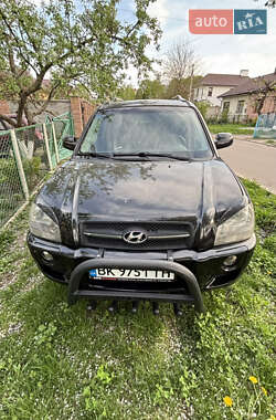 Позашляховик / Кросовер Hyundai Tucson 2006 в Рівному
