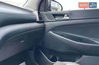Внедорожник / Кроссовер Hyundai Tucson 2019 в 