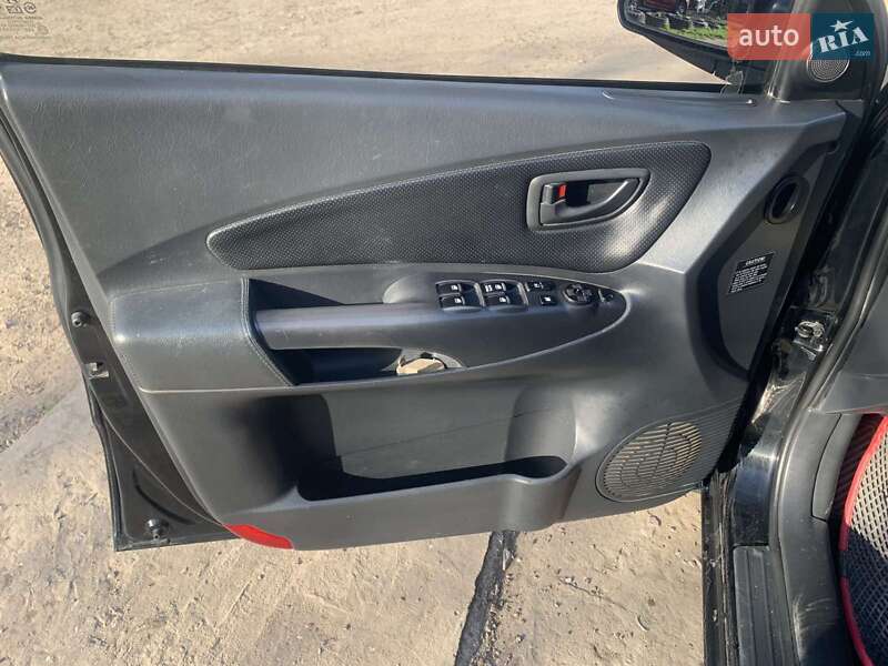 Внедорожник / Кроссовер Hyundai Tucson 2008 в Каменец-Подольском
