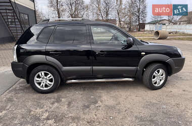 Позашляховик / Кросовер Hyundai Tucson 2006 в 