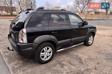 Позашляховик / Кросовер Hyundai Tucson 2006 в 