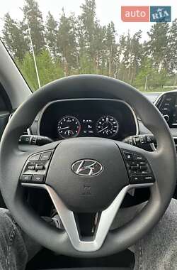 Внедорожник / Кроссовер Hyundai Tucson 2021 в 