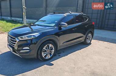 Внедорожник / Кроссовер Hyundai Tucson 2017 в 