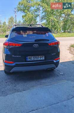 Внедорожник / Кроссовер Hyundai Tucson 2017 в 