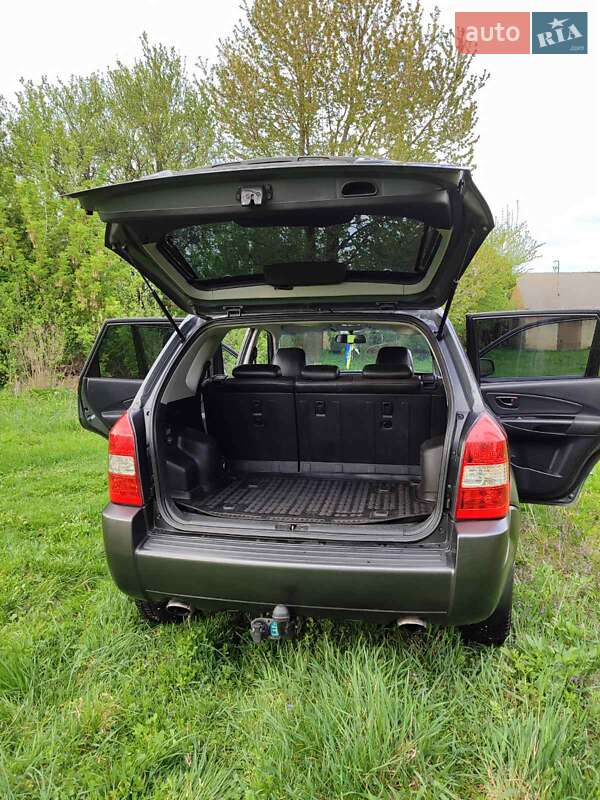 Внедорожник / Кроссовер Hyundai Tucson 2007 в Дубно