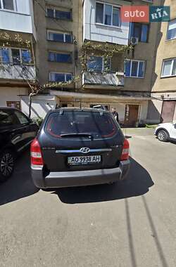 Позашляховик / Кросовер Hyundai Tucson 2007 в 