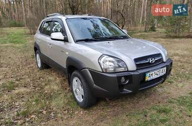 Внедорожник / Кроссовер Hyundai Tucson 2008 в 