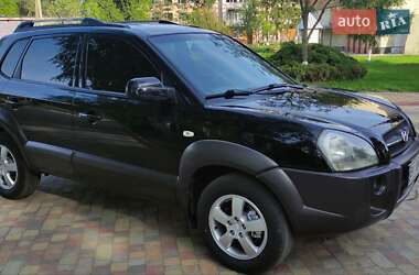 Внедорожник / Кроссовер Hyundai Tucson 2005 в 