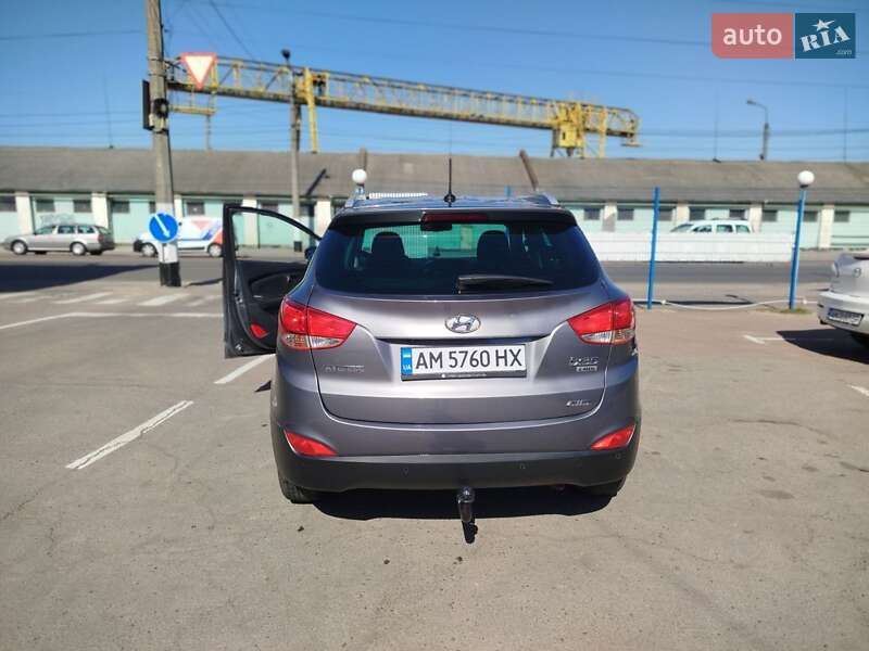 Внедорожник / Кроссовер Hyundai Tucson 2013 в Житомире
