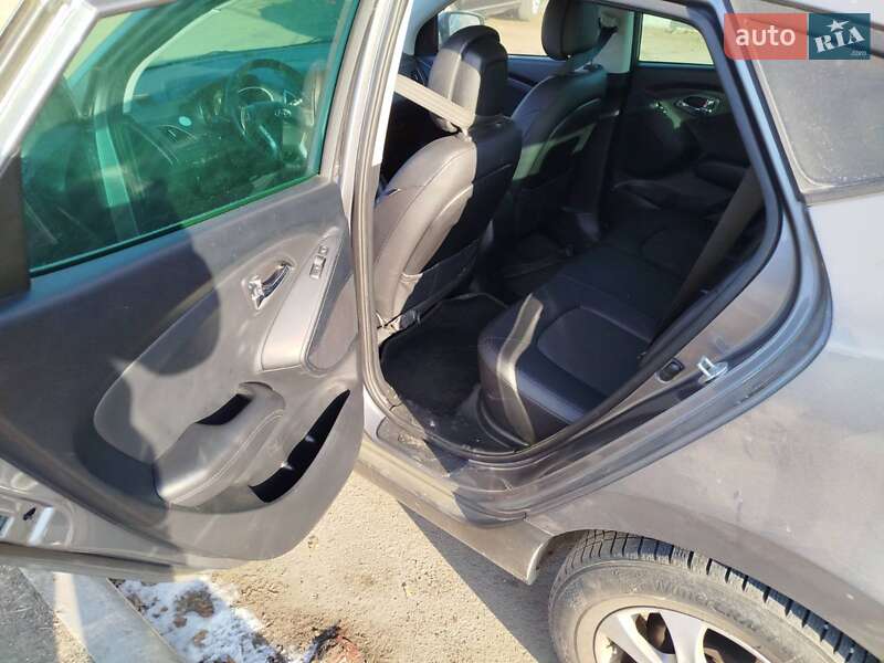 Внедорожник / Кроссовер Hyundai Tucson 2013 в Житомире
