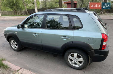 Внедорожник / Кроссовер Hyundai Tucson 2007 в 