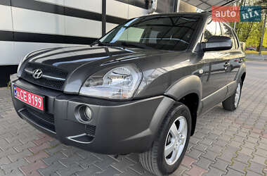 Внедорожник / Кроссовер Hyundai Tucson 2008 в 