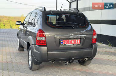 Внедорожник / Кроссовер Hyundai Tucson 2008 в 