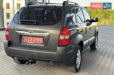 Внедорожник / Кроссовер Hyundai Tucson 2008 в 