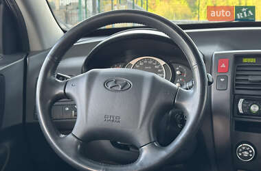 Внедорожник / Кроссовер Hyundai Tucson 2008 в 