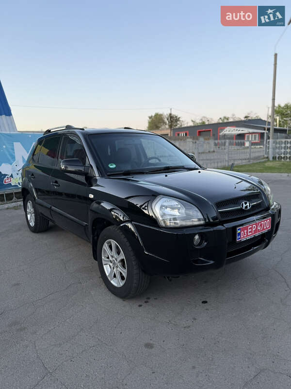 Позашляховик / Кросовер Hyundai Tucson 2006 в Лубнах