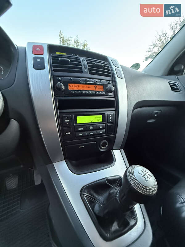 Позашляховик / Кросовер Hyundai Tucson 2006 в Лубнах