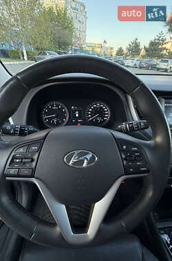 Внедорожник / Кроссовер Hyundai Tucson 2018 в 