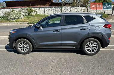 Позашляховик / Кросовер Hyundai Tucson 2016 в 