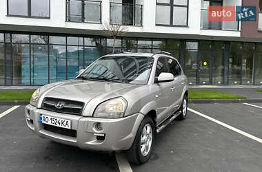 Позашляховик / Кросовер Hyundai Tucson 2004 в Сваляві
