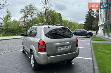 Внедорожник / Кроссовер Hyundai Tucson 2004 в 