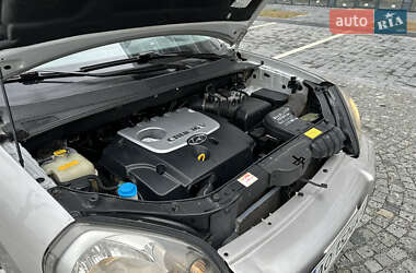 Внедорожник / Кроссовер Hyundai Tucson 2004 в 