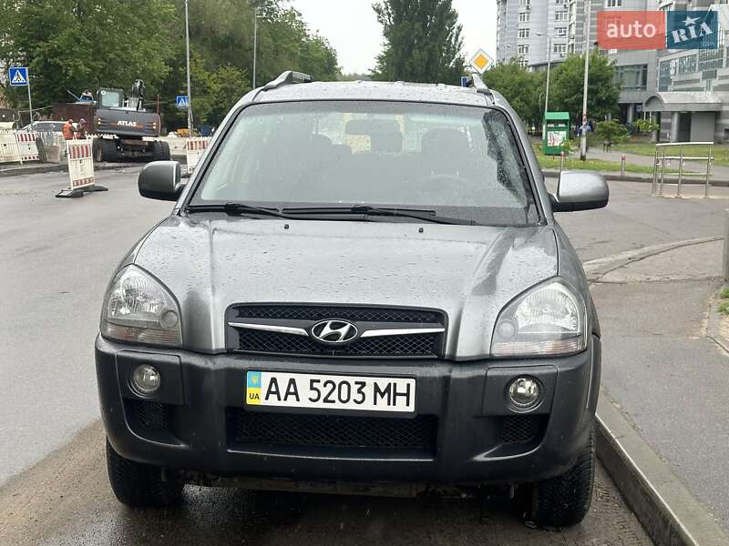 Позашляховик / Кросовер Hyundai Tucson 2012 в Києві