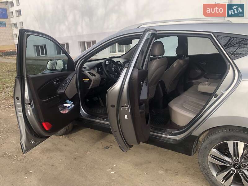 Позашляховик / Кросовер Hyundai Tucson 2014 в Ладижині