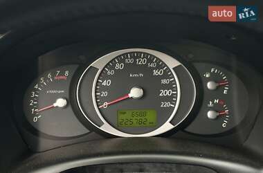 Внедорожник / Кроссовер Hyundai Tucson 2006 в 
